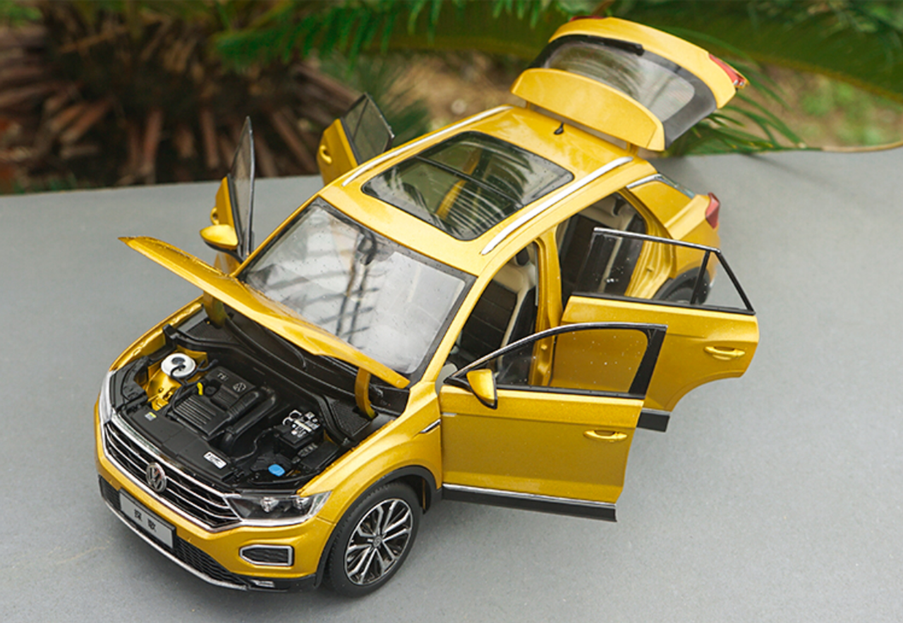 RMZ City VW VOLKSWAGEN T-ROC GOLD MATT 11,5cm DIE CAST METAL MODEL