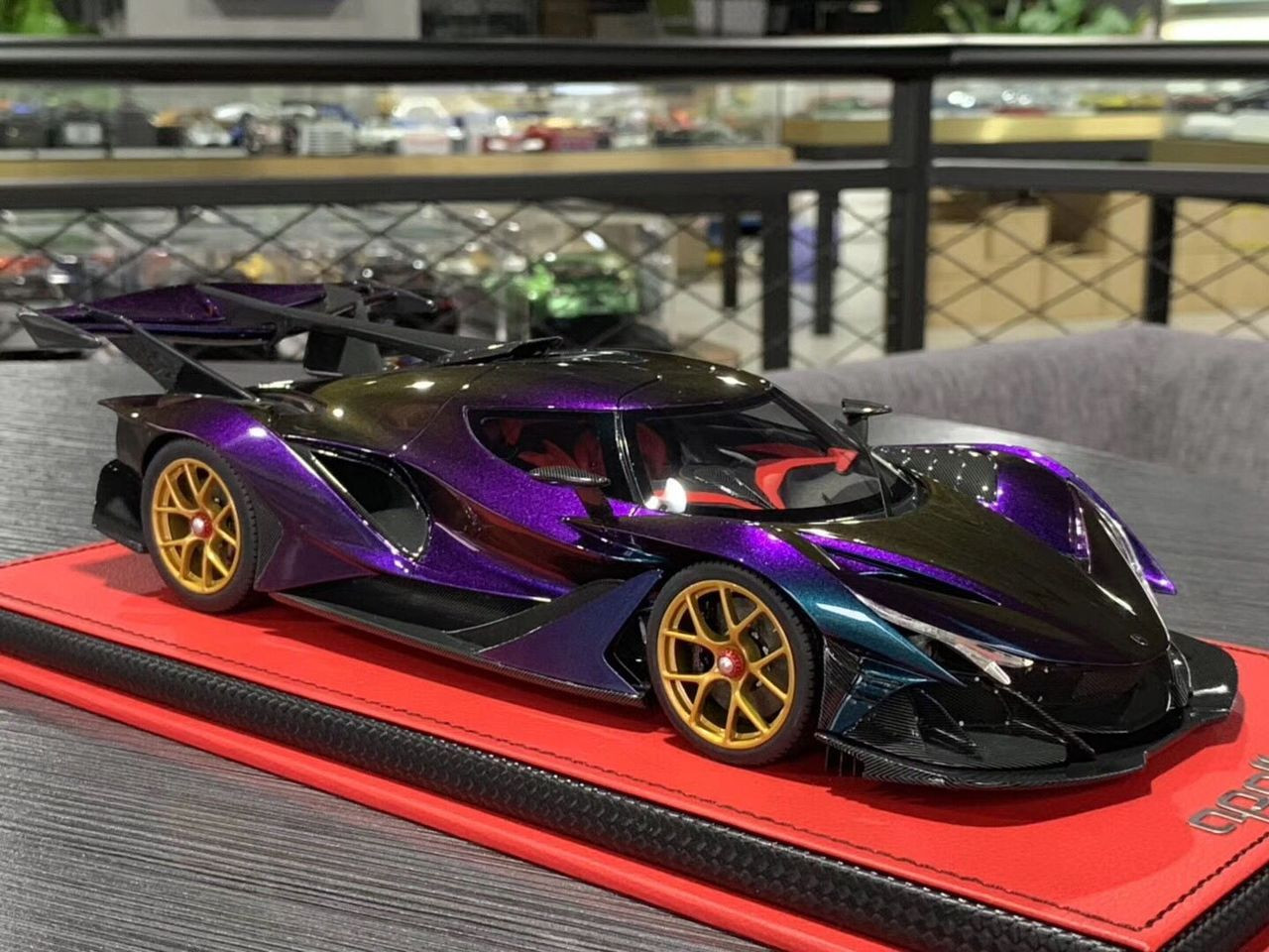 1/18 Peako Apollo IE (Purple Chameleon w/ Gold Wheels) Resin Enclosed Car  Model Limited