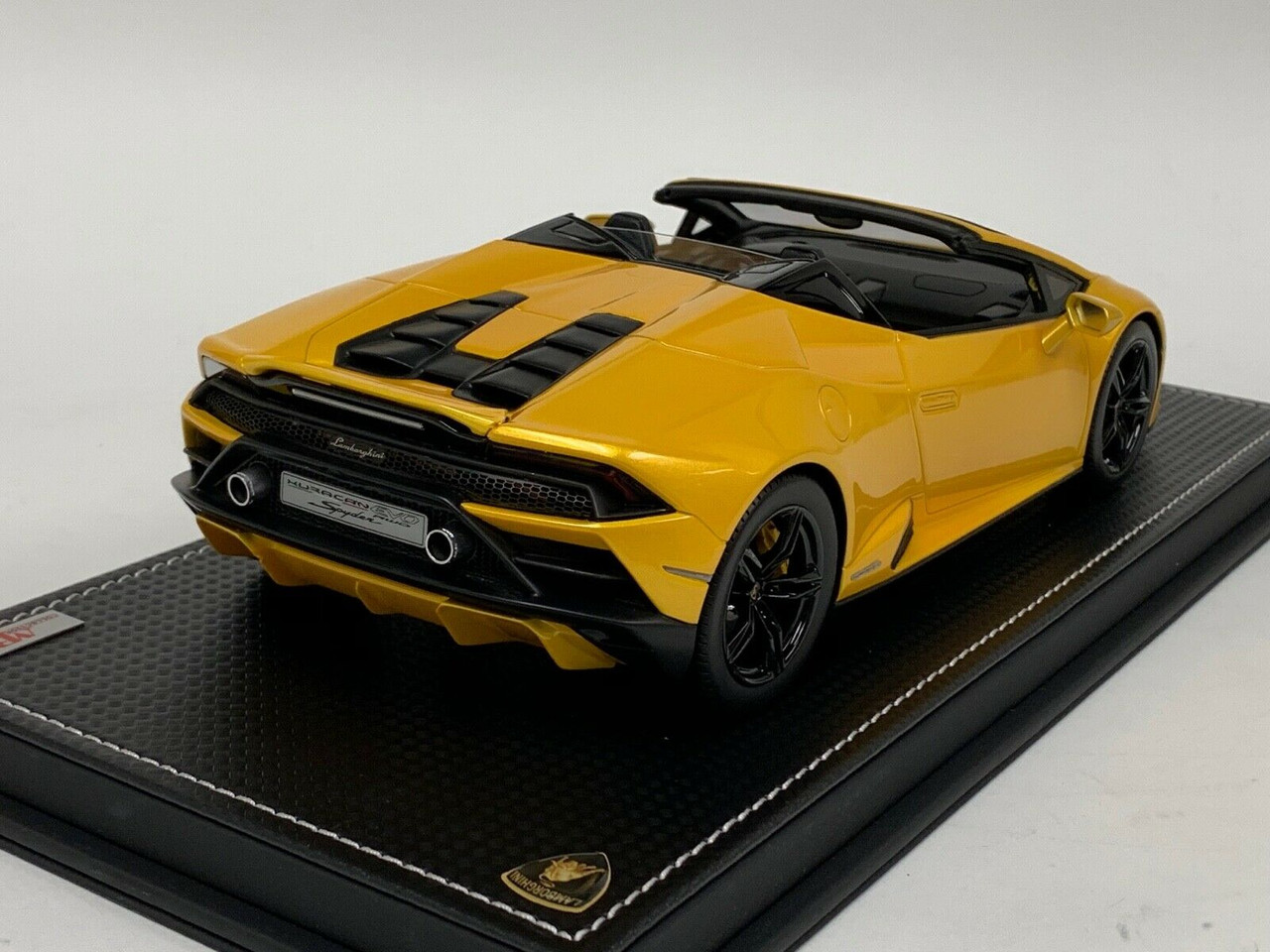 1/18 MR Collection Lamborghini Huracan Evo Spyder (Yellow) Resin Car Model