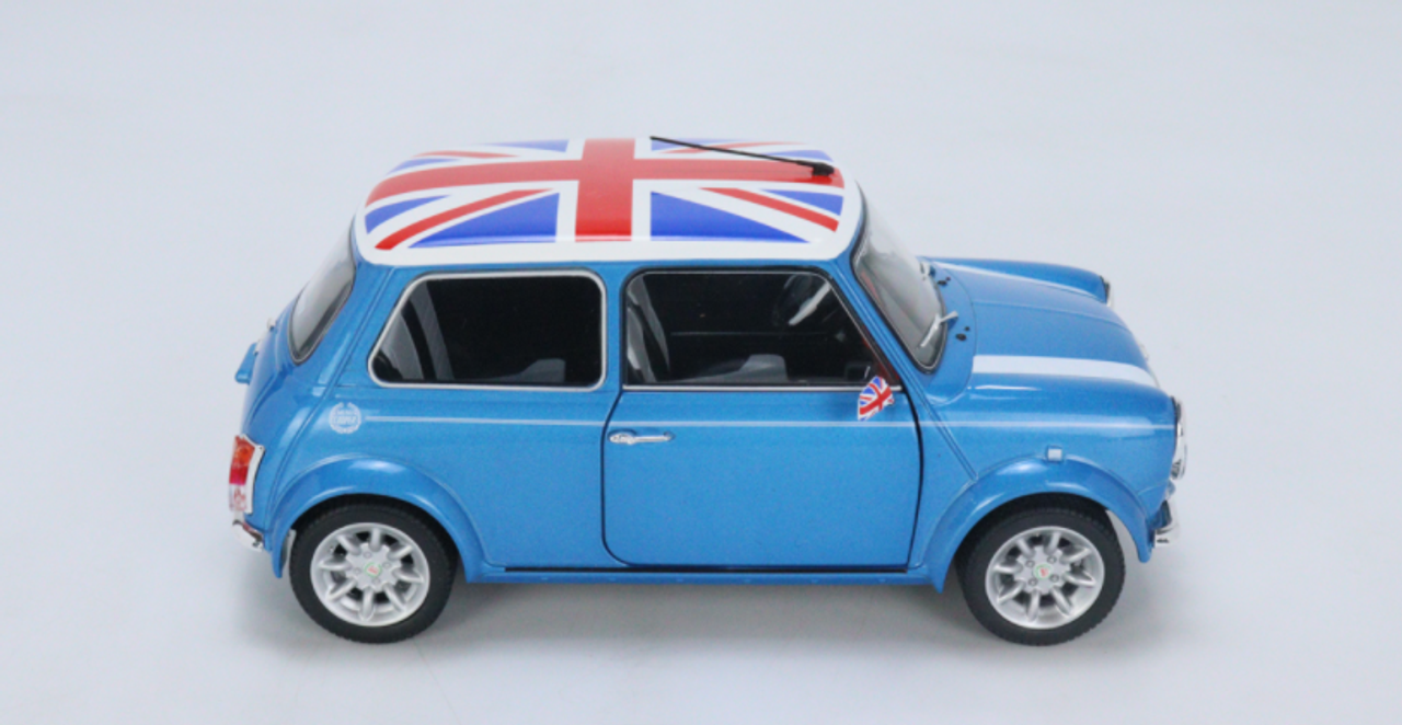 安い特売AUSTIN MINI CONTRYMAN(BLUE)1997 1/18 乗用車