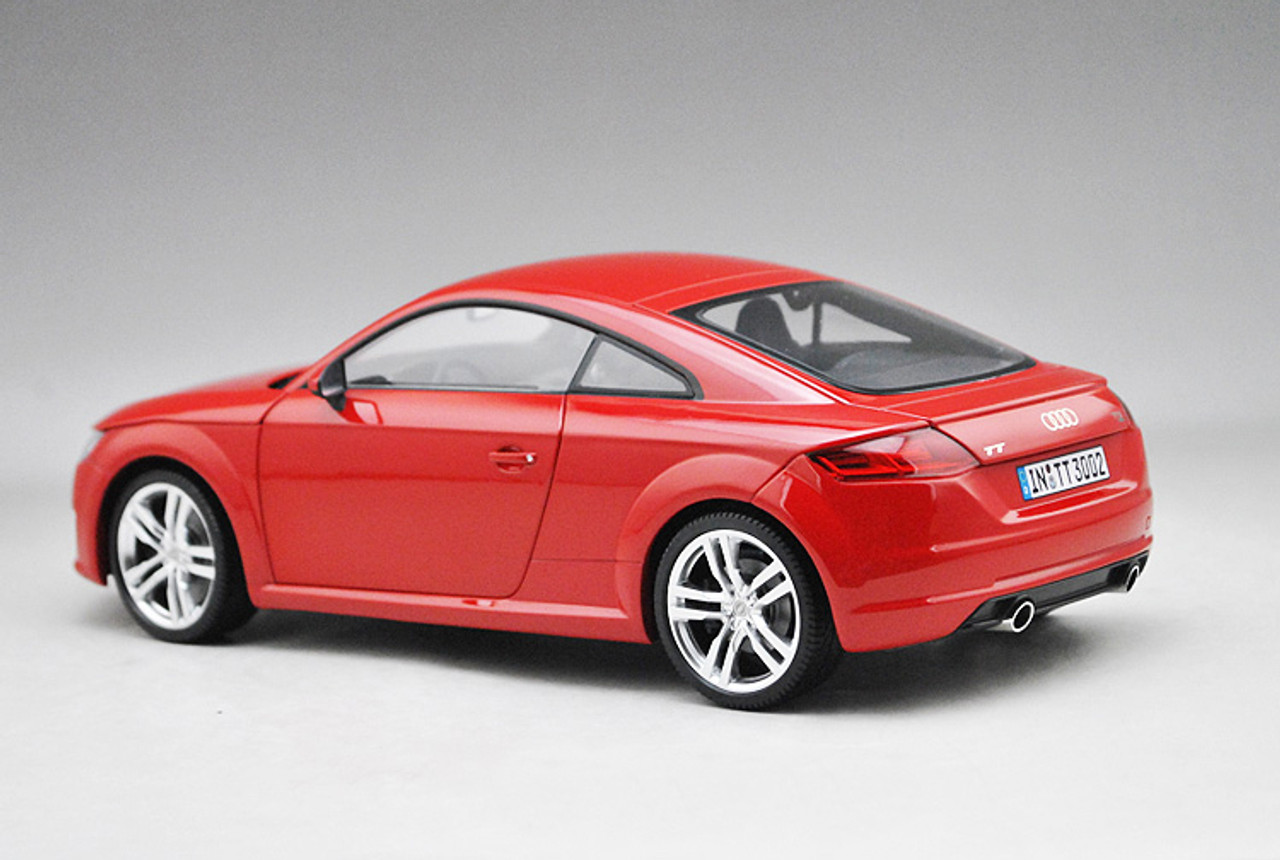 DAMAGED 1/18 Audi Collection Dealer Edition Audi TT Coupe Hardtop (Red)