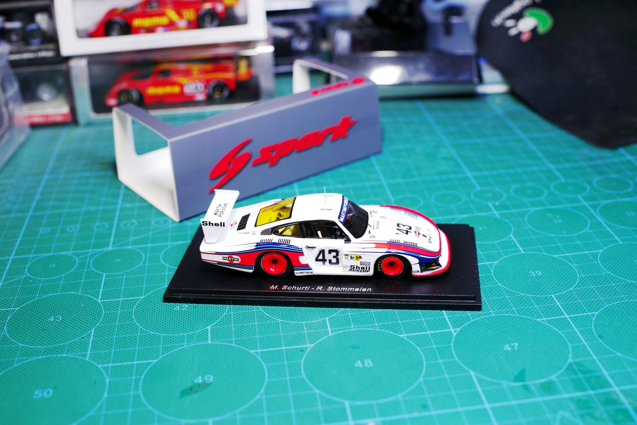 1/43 Spark Porsche 935/78 Moby Dick 8th Le Mans 1978 M. Schurtl