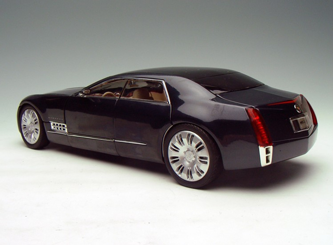 1/18 Dealer Edition Cadillac Sixteen Sixteen 16 (Black) Diecast Car Model