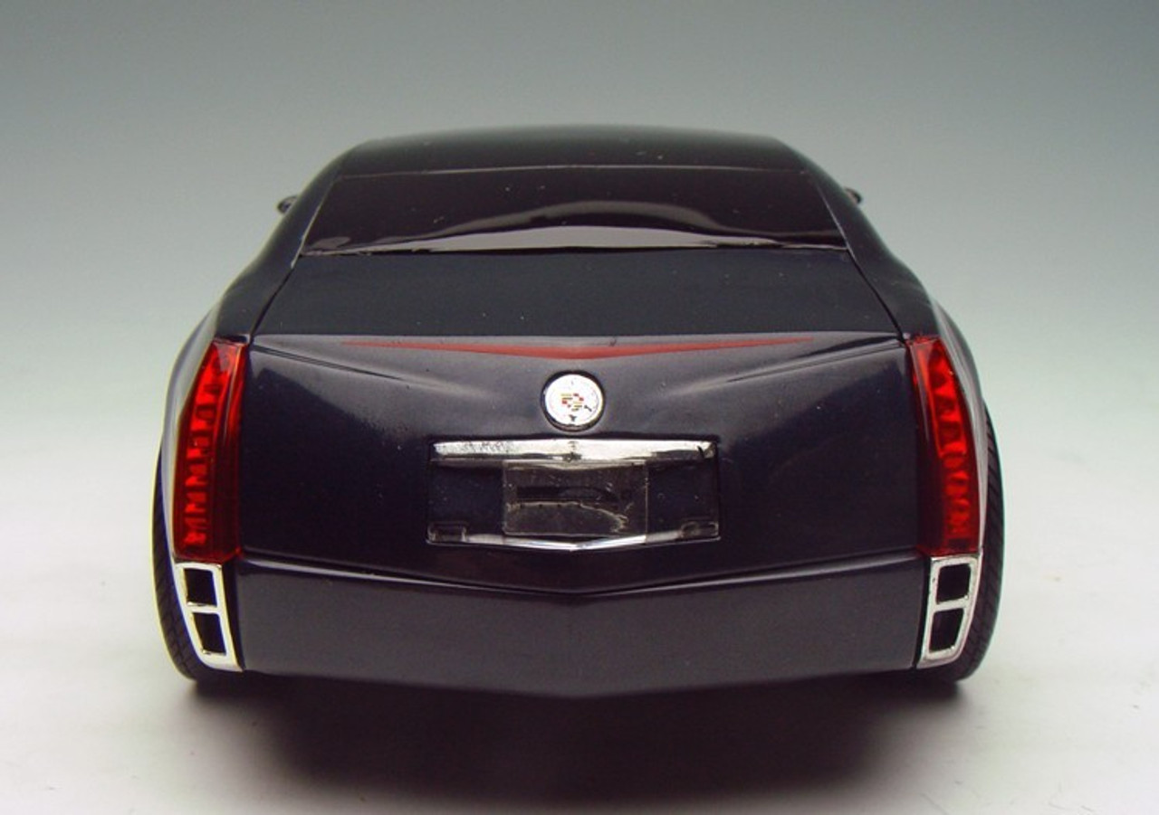 1/18 Dealer Edition Cadillac Sixteen Sixteen 16 (Black) Diecast