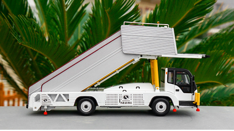 1/24 Dealer Edition Techking Airport Step Truck Ladder Vehicle