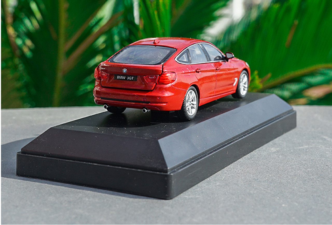 1/43 Dealer Edition BMW 3 Series GT 330i GT 340i GT (Red) Diecast Car Model