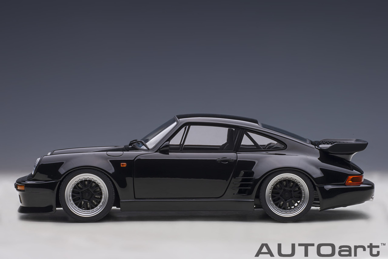 1/18 AUTOart Porsche 911 (930) Turbo Wangan Midnight Blackbird Car Model