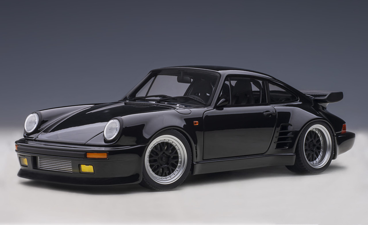 1/18 AUTOart Porsche 911 (930) Turbo Wangan Midnight Blackbird Car