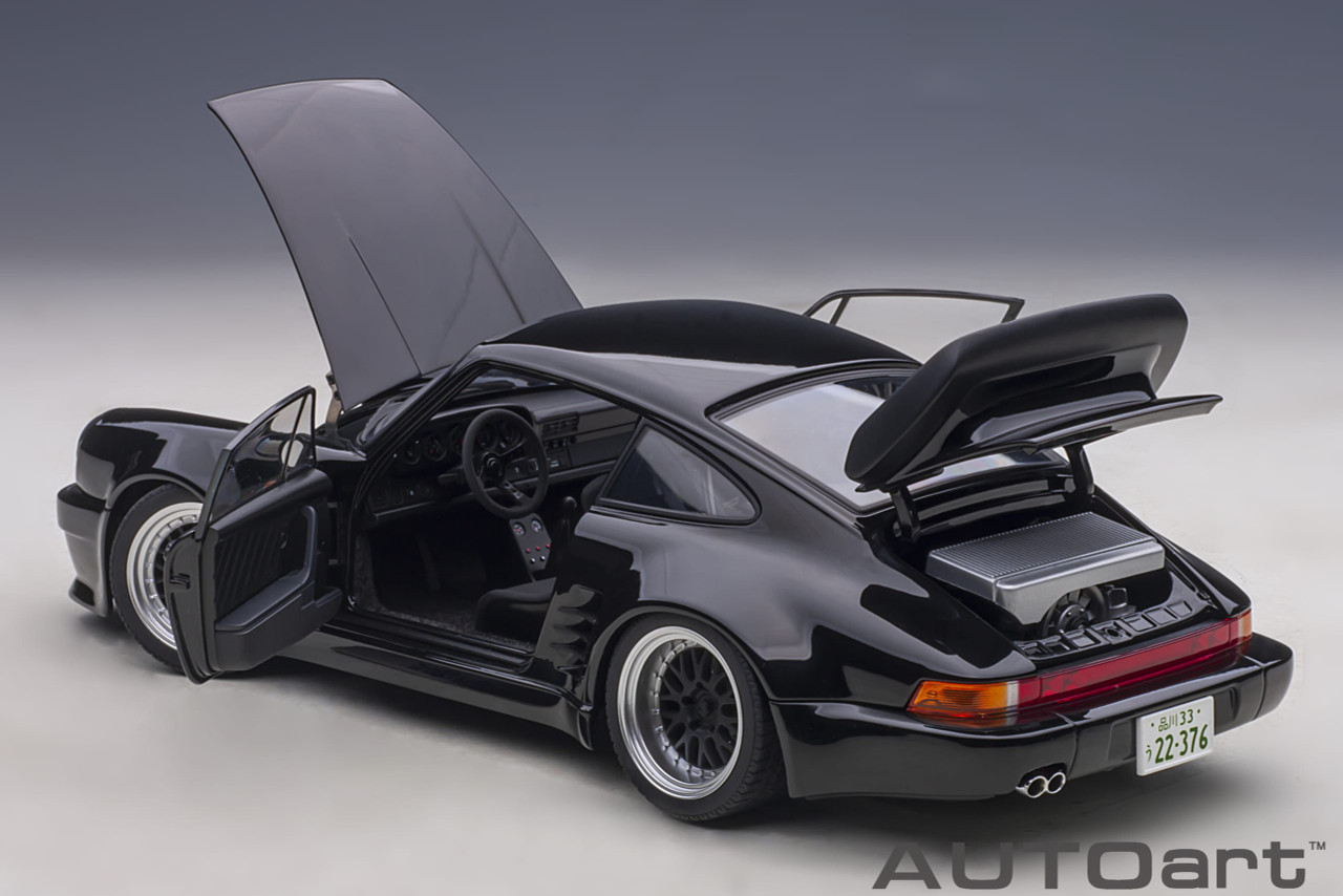 1/18 AUTOart Porsche 911 (930) Turbo Wangan Midnight Blackbird Car