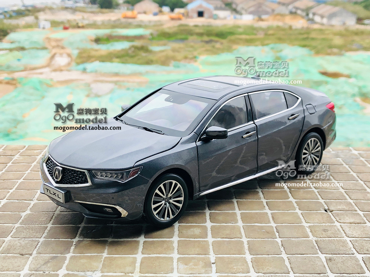 1/18 Dealer Edition 2018 Acura TLX (Grey) Diecast Car Model
