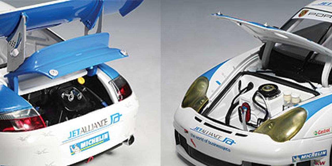 未開封 1/18 AUTOart ポルシェ GT3 RSR 2006 #21 2006 PORSCHE CARRERA 911 (997) GT3 RSR BLOOMBERG RACING #98