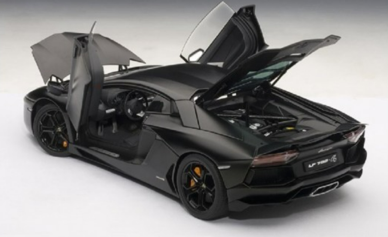 1/18 AUTOart LAMBORGHINI AVENTADOR LP700-4 (Matte Black) Car Model