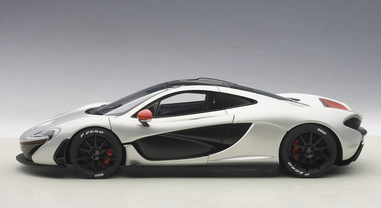 1/18 AUTOart McLaren P1 (Ice Silver with Red Accents) Car Model