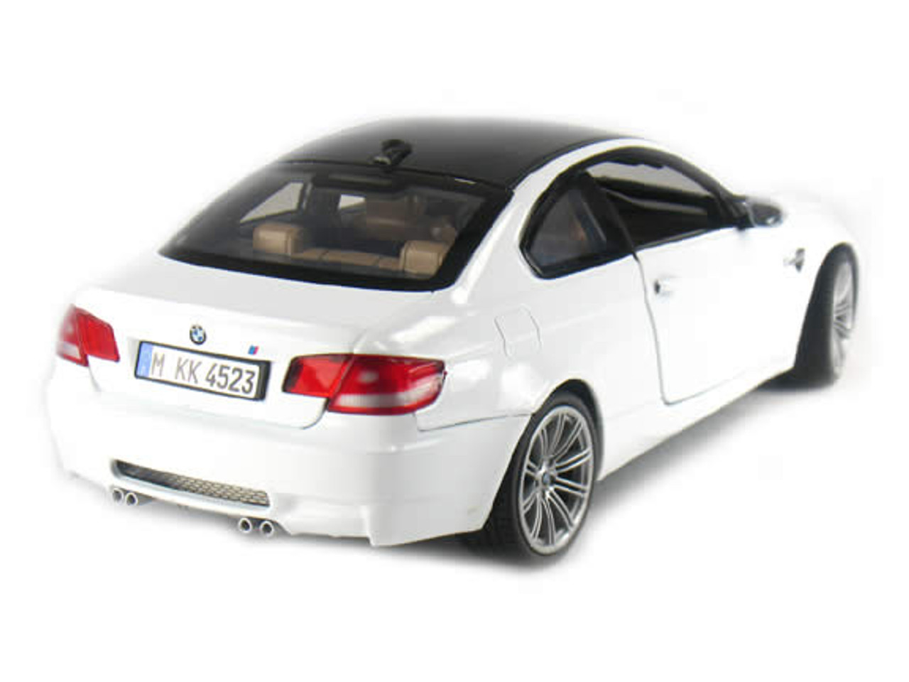 1/18 Motormax BMW E92 (2008-2013) M3 Coupe (White) Diecast Car Model