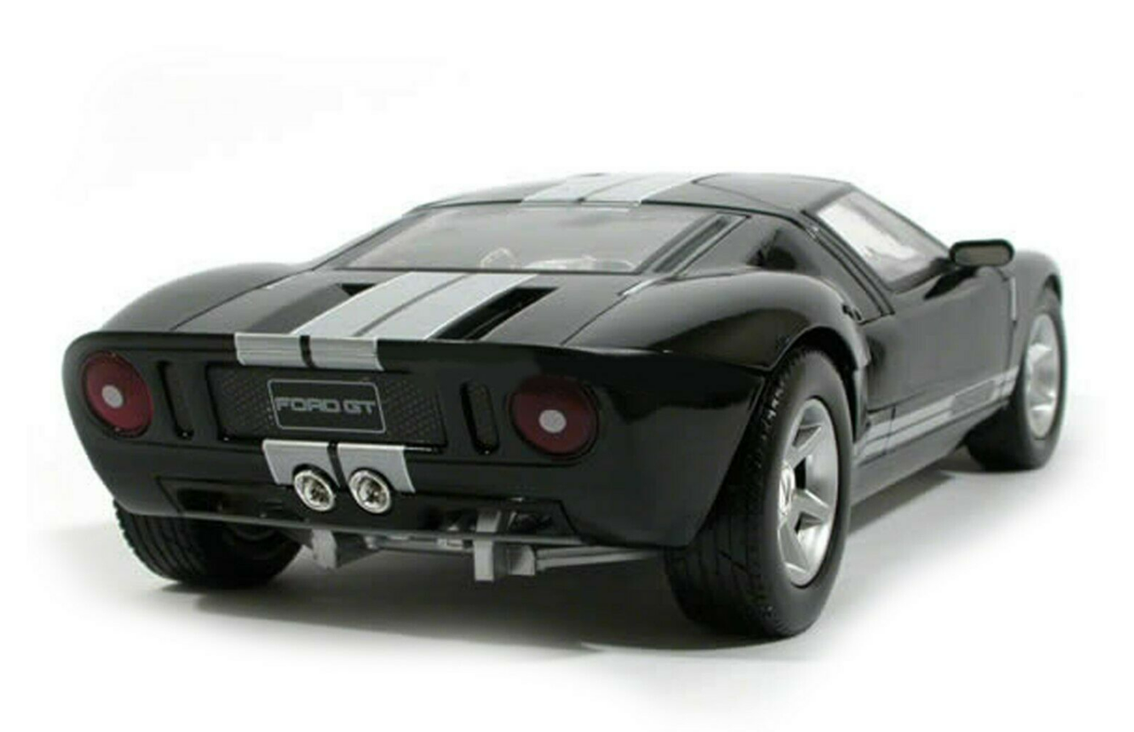 1/12 Motormax Ford GT (Black) Diecast Car Model