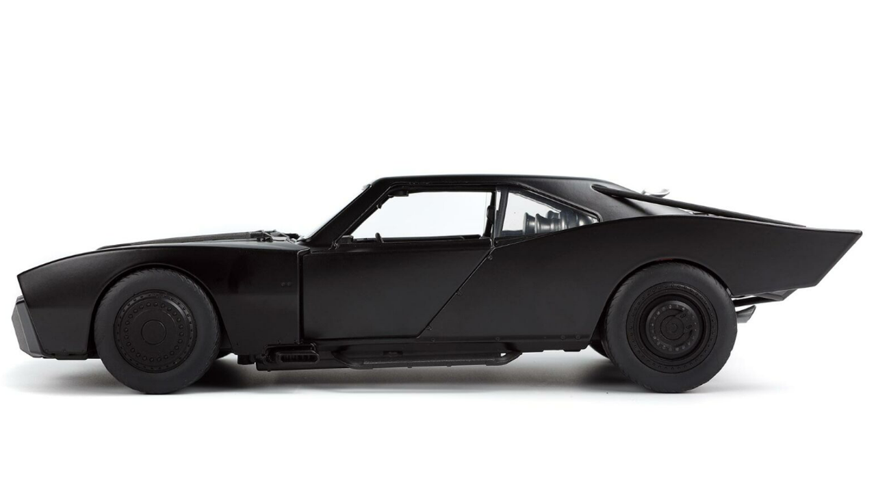 1/18 Jada 2022 "The Batman" Batmobile with Lights & Batman Figure Hollywood Rides Diecast Car Model