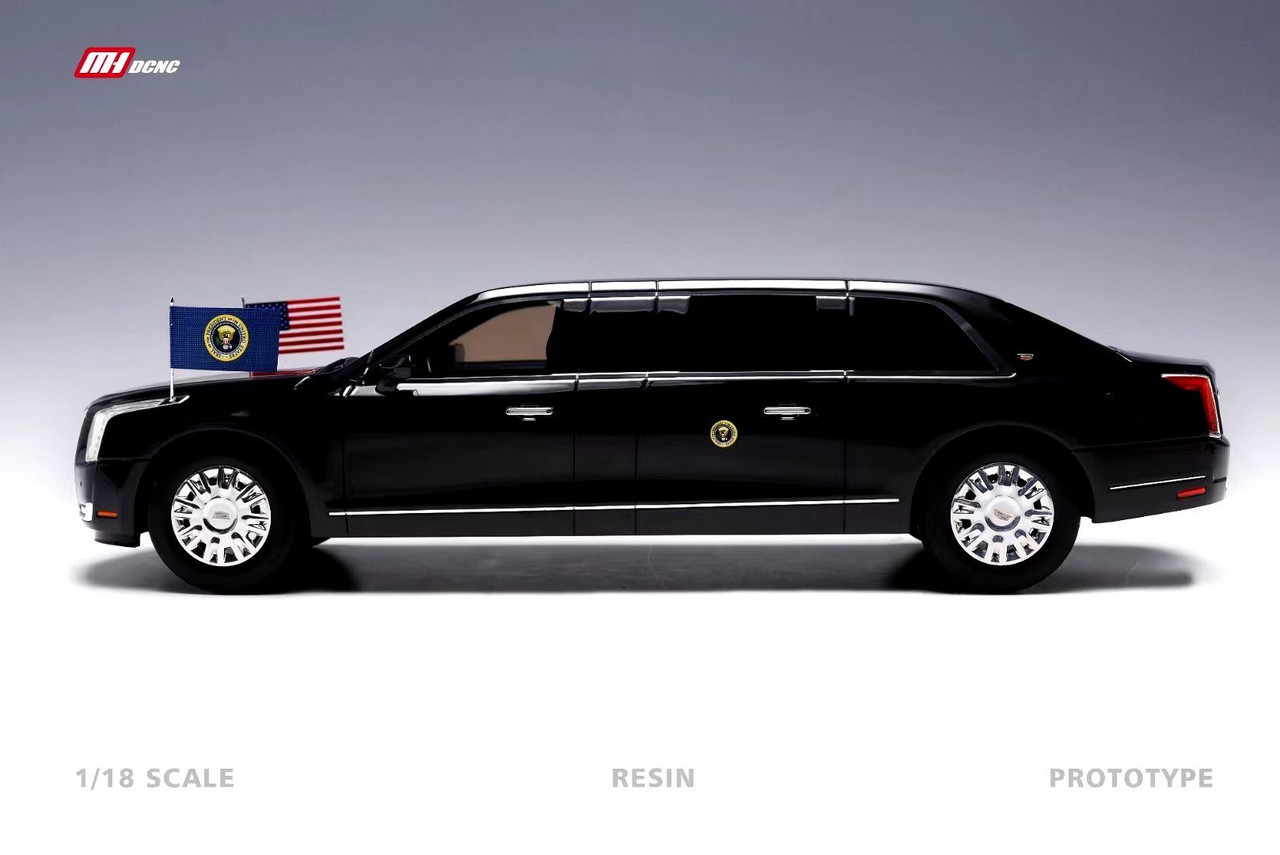 1/18 Motorhelix Cadillac President Limousine The Beast Resin Car Model  Limited 299 Pieces - LIVECARMODEL.com