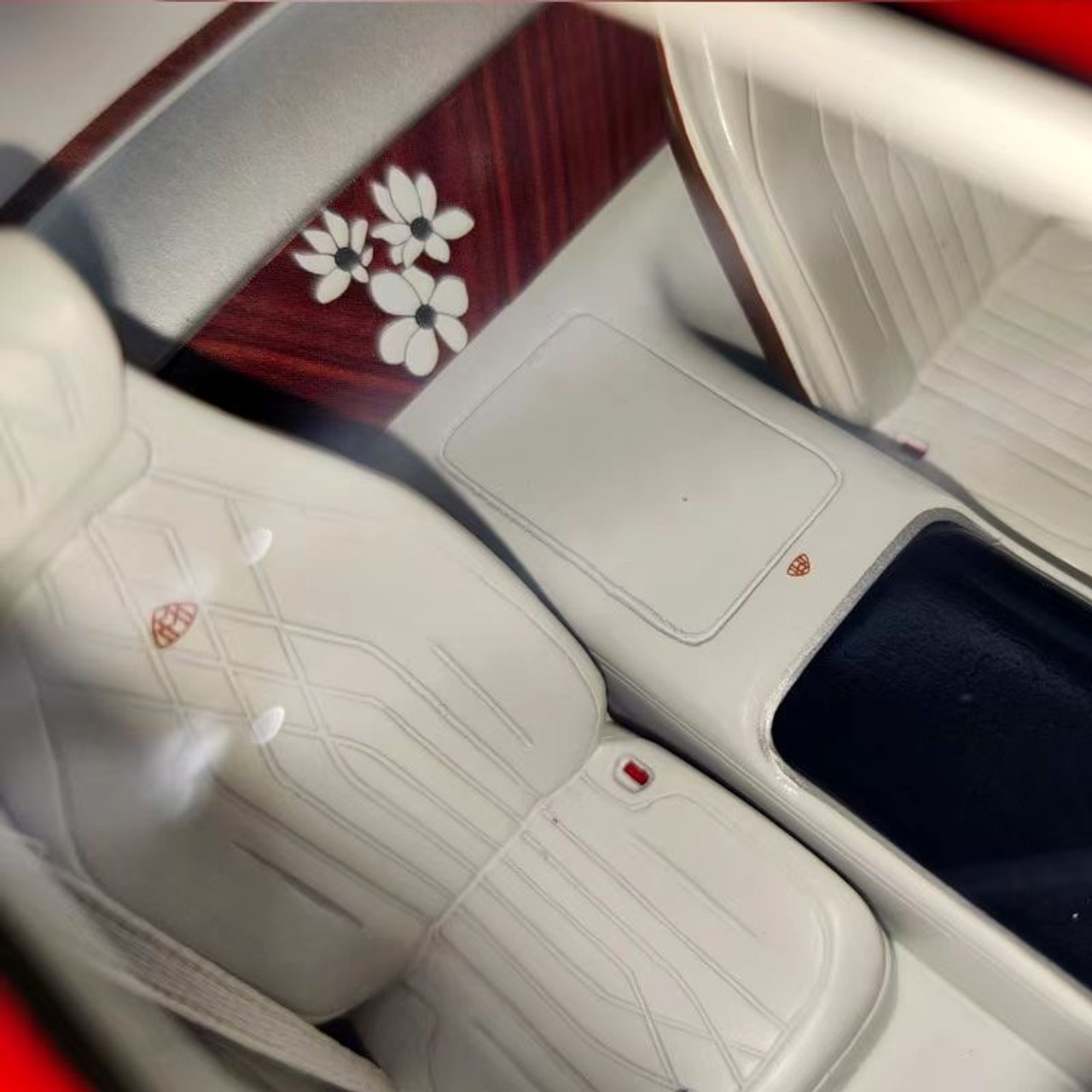 1/18 Schuco Vision Mercedes-Maybach Ultimate Luxury (Red) Car Model