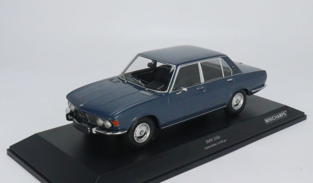  1/18 Minichamps 1968 BMW 2500 (Metallic Blue) Car Model