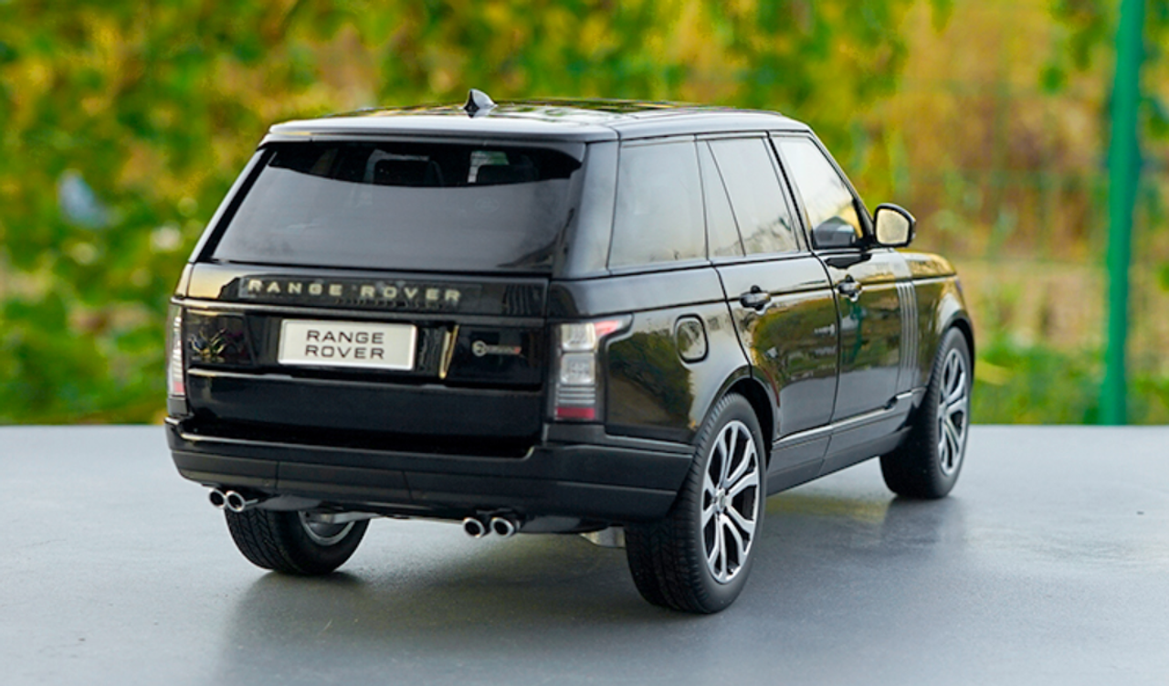 1/18 LCD 2018-2021 Land Rover Range Rover 4th Generation (Black) Diecast Car Model