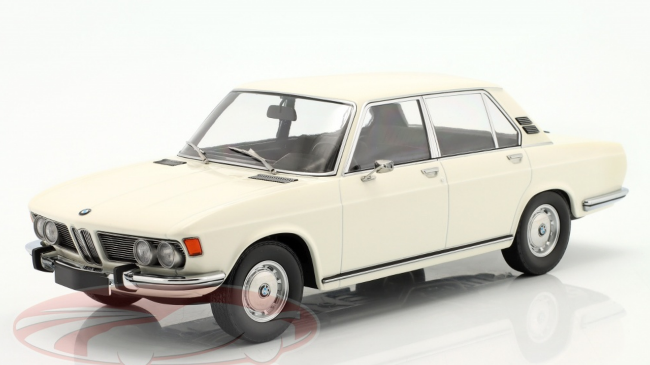 1/18 Minichamps 1968 BMW 2500 (E3) (White) Car Model