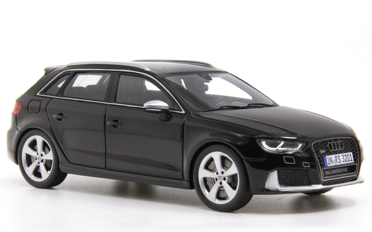 割引購入I-Scale 1/43 アウディ RS3 スポーツバック タンゴ レッド iScale 1:43 Audi RS3 Sportback tango red 5012113031 乗用車