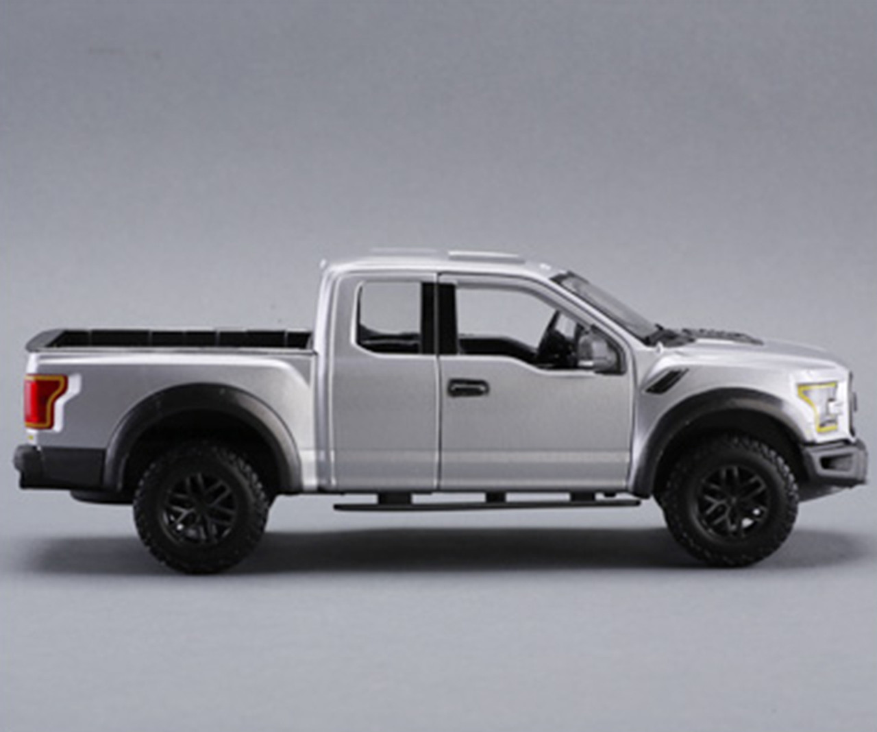 1/24 Maisto Ford F-150 F150 Raptor (Silver) Diecast Car Model