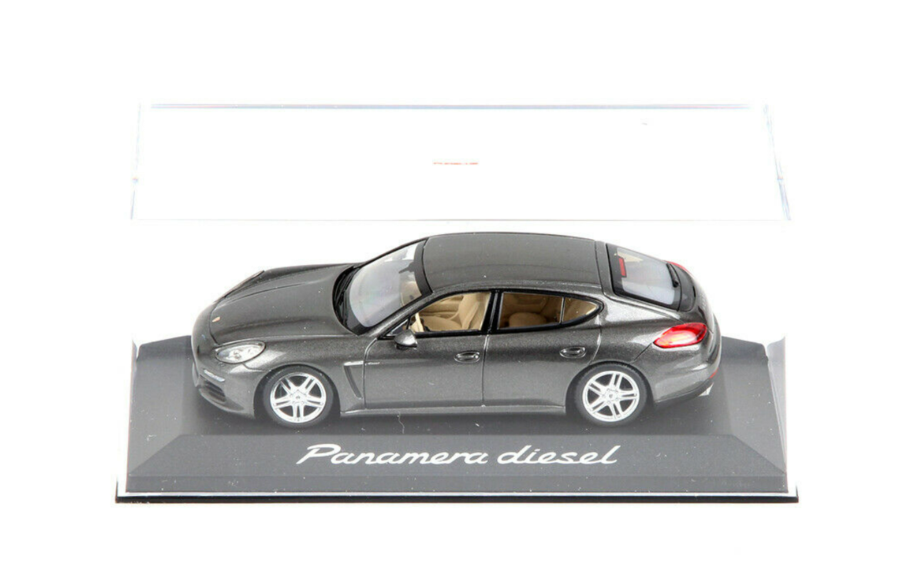 1/43 Dealer Edition 2014 Porsche Panamera Diesel (Agate Gray) Car Model