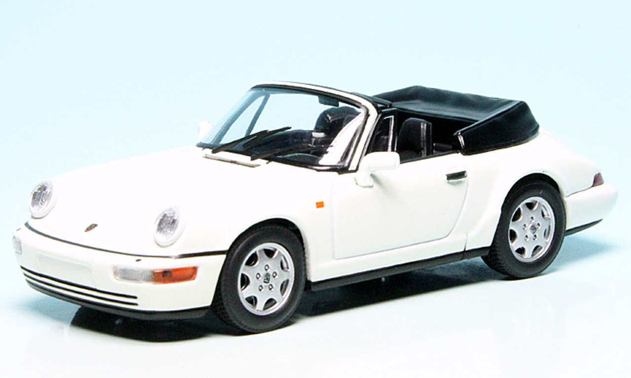 1/43 Minichamps 1990 Porsche 911 Carrera 4 Cabriolet (White) Car Model