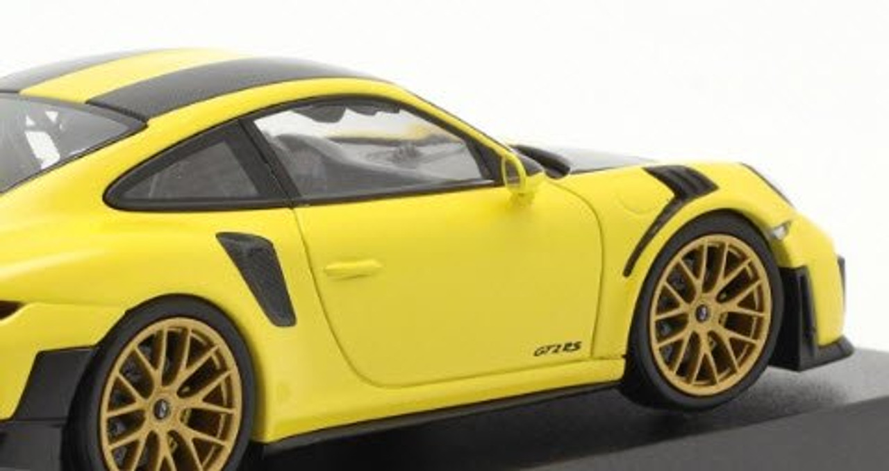 1/43 Minichamps 2018 Porsche 911 (991.2) GT2 RS Weissach Package (Racing Yellow) Car Model