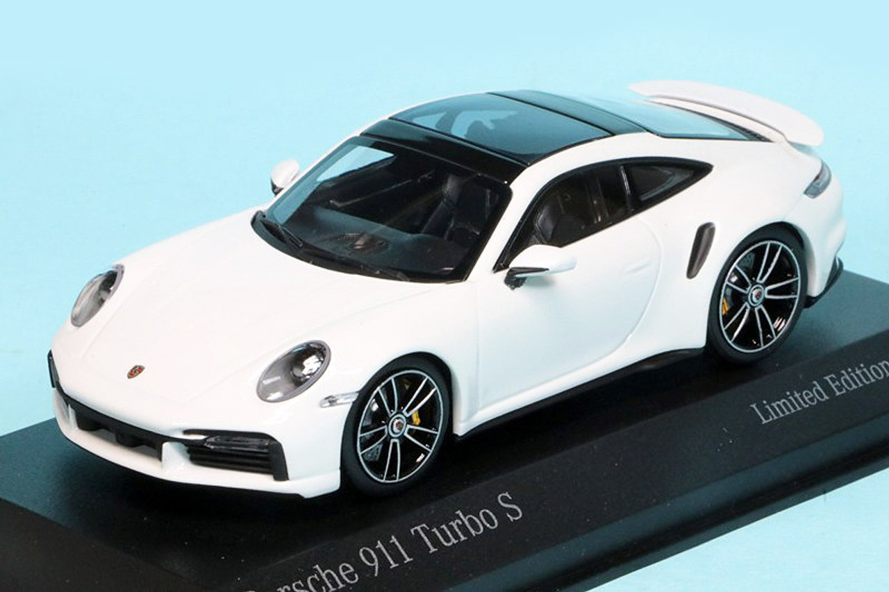 1/43 Minichamps 2020 Porsche 911 (992) Turbo S (White with Silver Rims) Car Model