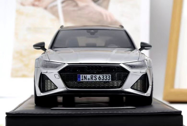 MOTORHELIX 1/18 ナルドグレー Audi RS6 Avant 1⁄18 MOTORHELIX Audi