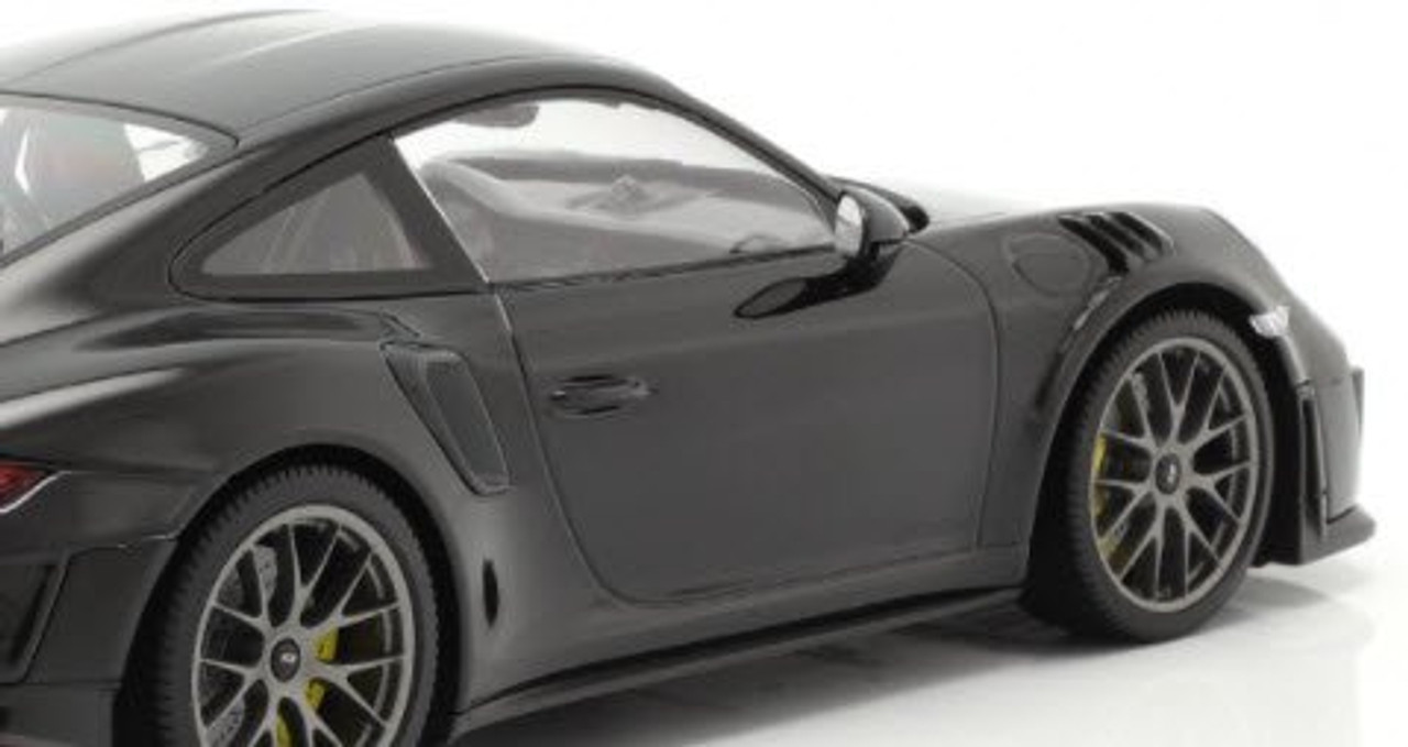 1/18 Minichamps 2018 Porsche 911 (991.2) GT2 RS Weissach Package (Black with Silver Rims) Car Model