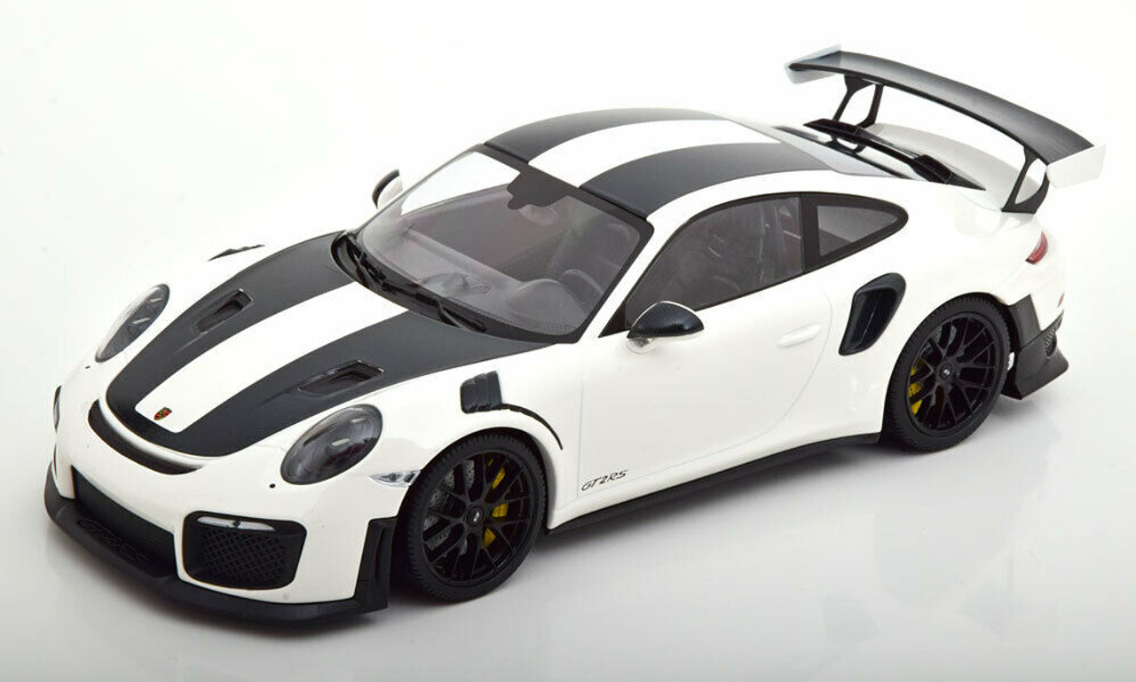 1/18 Minichamps 2018 Porsche 911 (991.2) GT2 RS Weissach Package (White with Black Rims) Car Model