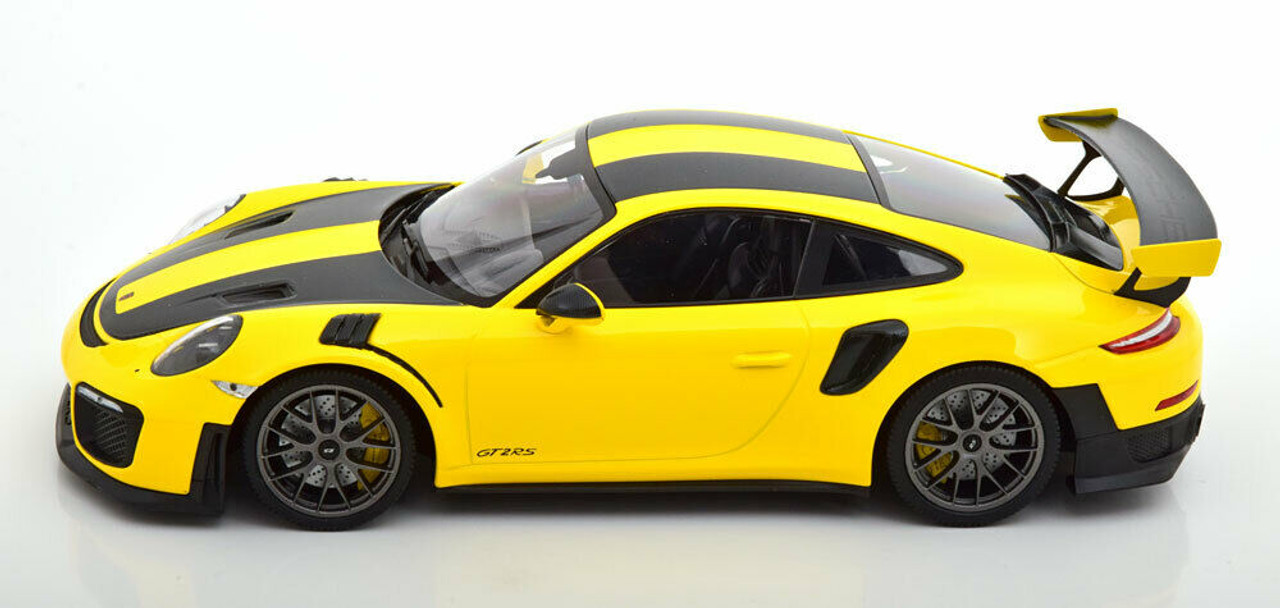 1/18 Minichamps 2018 Porsche 911 (991.2) GT2 RS Weissach Package (Racing Yellow with Silver Rims) Car Model