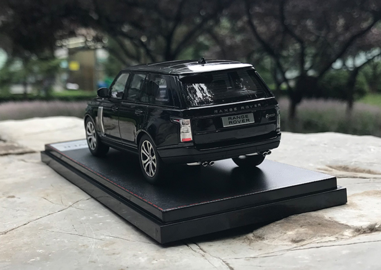 1/43 Dealer Edition Land Rover Range Rover (Black) Diecast Car 