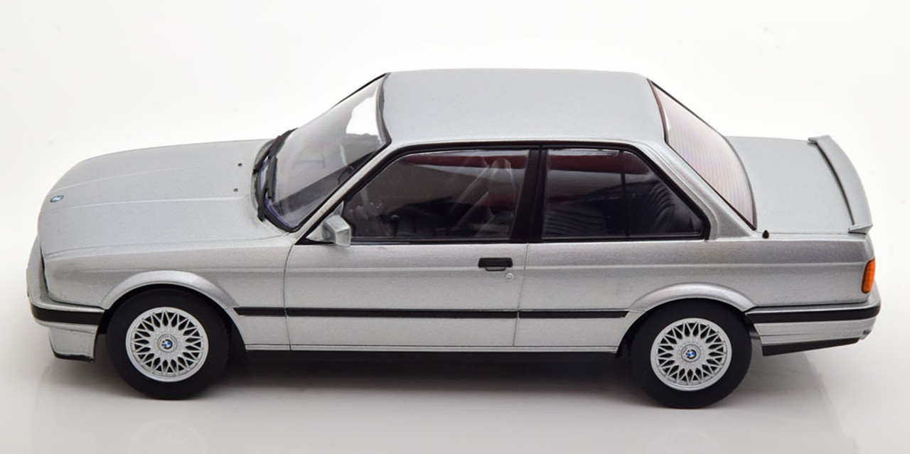 1/18 KK-Scale 1987 BMW 325i (E30) M package (Silver) Car Model