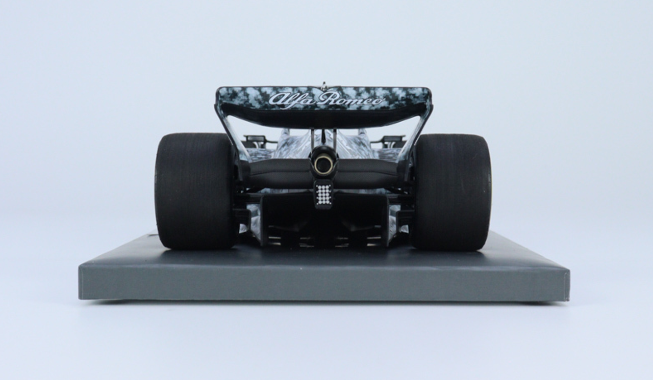 1/18 Minichamps 2022 Formula 1 Zhou Guanyu Alfa Romeo C42 Formula 1 Test Barcelona Car Model