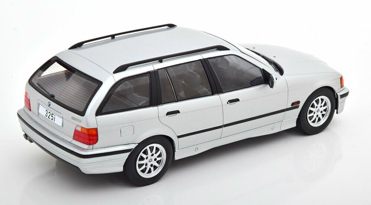 1/18 Modelcar Group 1995 BMW 3 Series (E36) Touring (Silver) Car Model