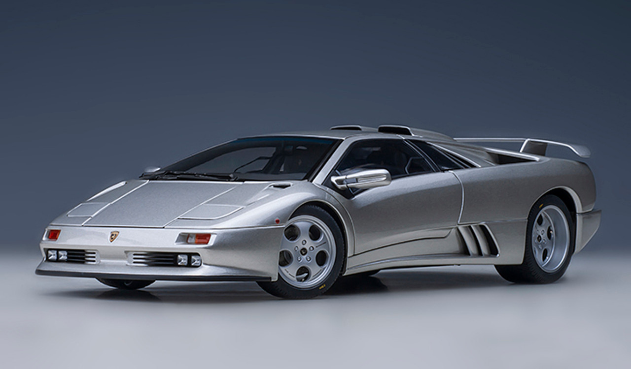 1/18 Lamborghini Diablo SE30 Jota (Titanio Metallic Silver) Car Model