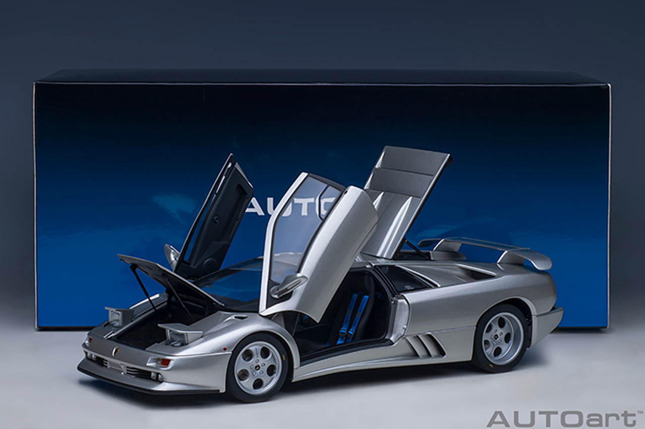 1/18 Lamborghini Diablo SE30 Jota (Titanio Metallic Silver