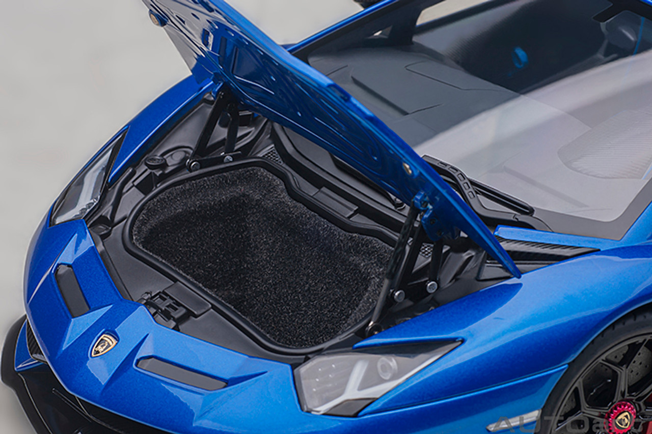 1/18 AUTOart Lamborghini Aventador SVJ (Blu Nethuns, Metallic Blue) Car Model