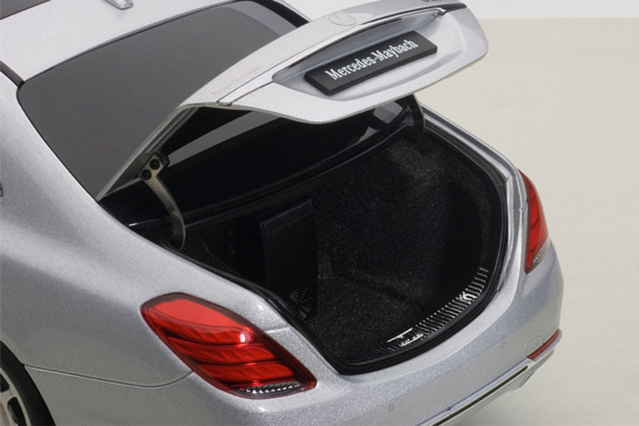 1/18 AUTOart Mercedes-Benz Maybach S-Class S-Klasse S600 (Silver