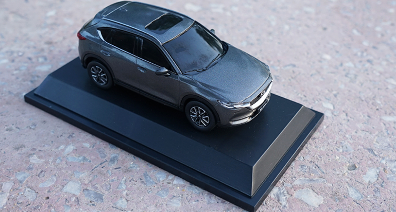 1/43 Dealer Edition 2018 Mazda CX-5 CX5 (Grey) Diecast Car Model