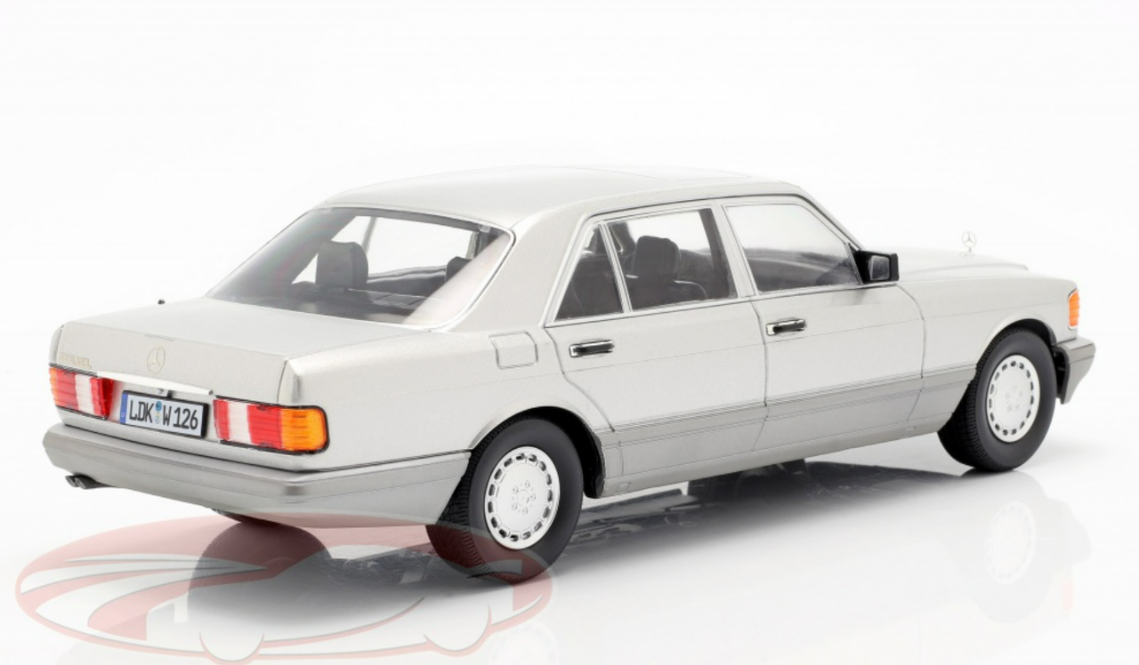 1/18 iScale 1985 Mercedes-Benz 560 SEL S-class (W126) (Astral Silver Grey) Diecast Car Model