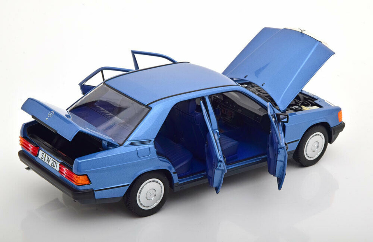 1/18 Dealer Edition 1982-1988 Mercedes-Benz 190E (W201) (Diamond Blue) Diecast Car Model