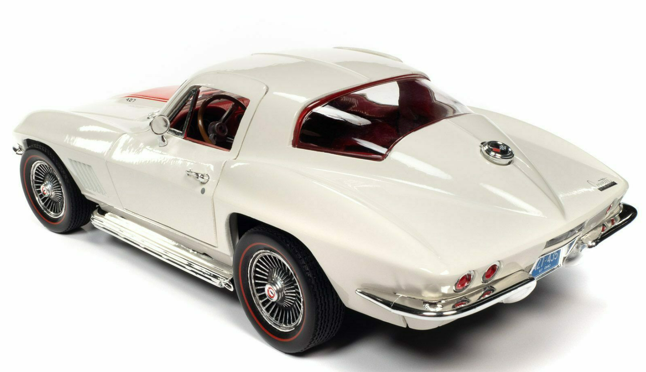 1/18 Auto World 1967 Chevrolet Corvette C2 427 Coupe (White) Diecast Car  Model