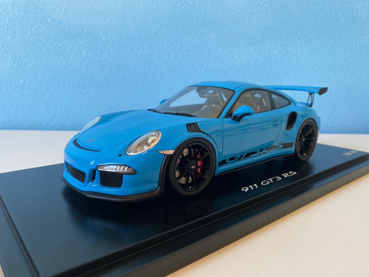 1/18 Dealer Edition Porsche 911 GT3 RS 991.2 (Riviera Blue) Car