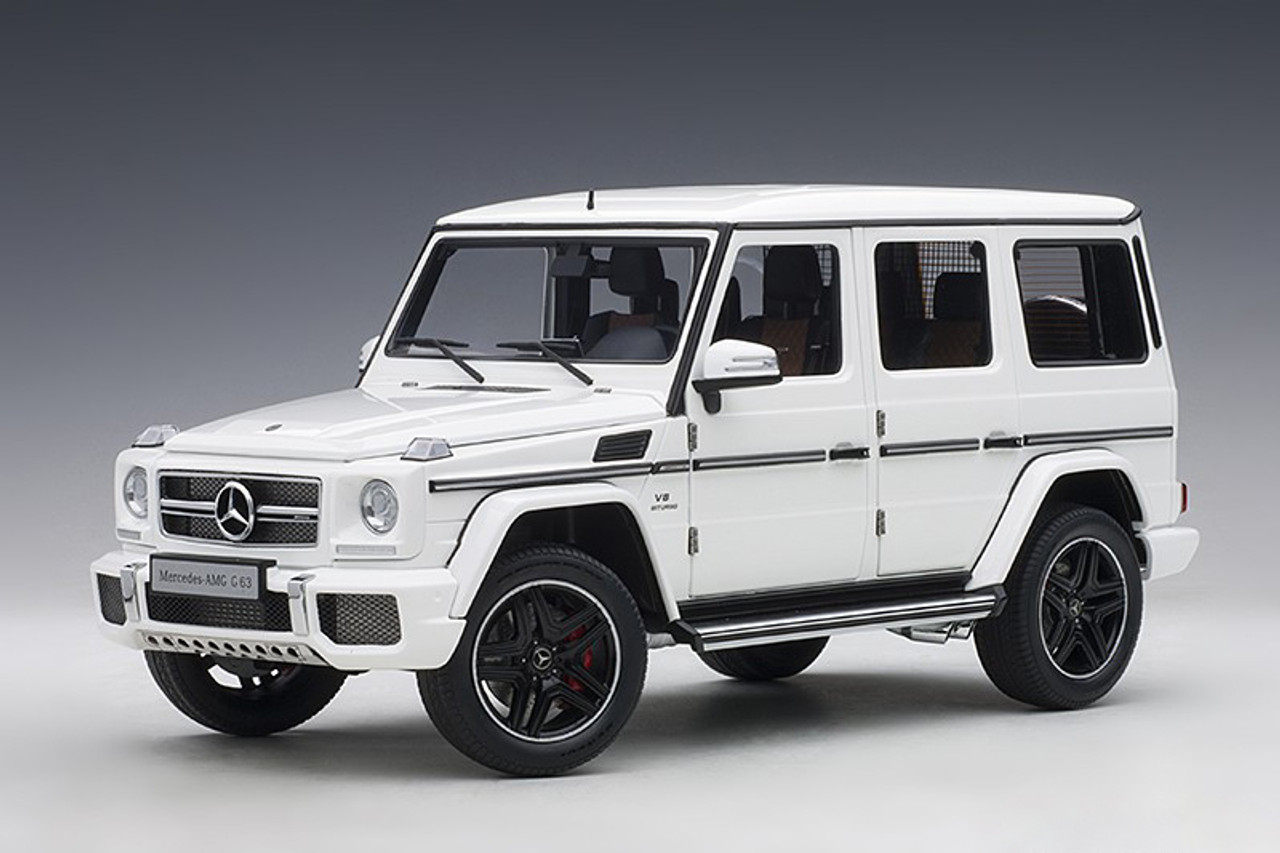 1/18 AUTOart Mercedes-Benz MB G-Class G-Klasse G63 AMG (White) Car Model