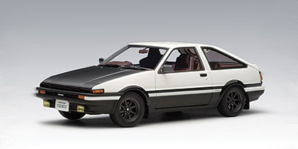 1/18 AUTOart Toyota Sprinter Trueno AE86 Special Tuned Version (White with Black Bonnet) Car Model